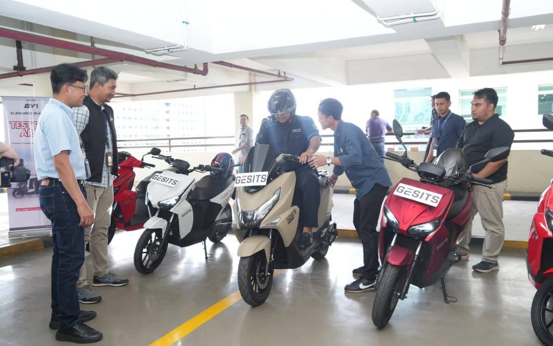 MUF dan Bank Mandiri Dukung Peluncuran Program Kepemilikan Motor Listrik Angkasa Pura Supports